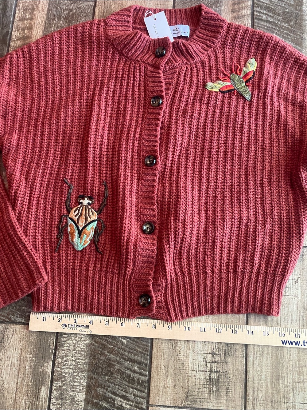 Never a wallflower Women’s rust Red Embroidered Button-Front Sweater 🆕 - Picture 8 of 11